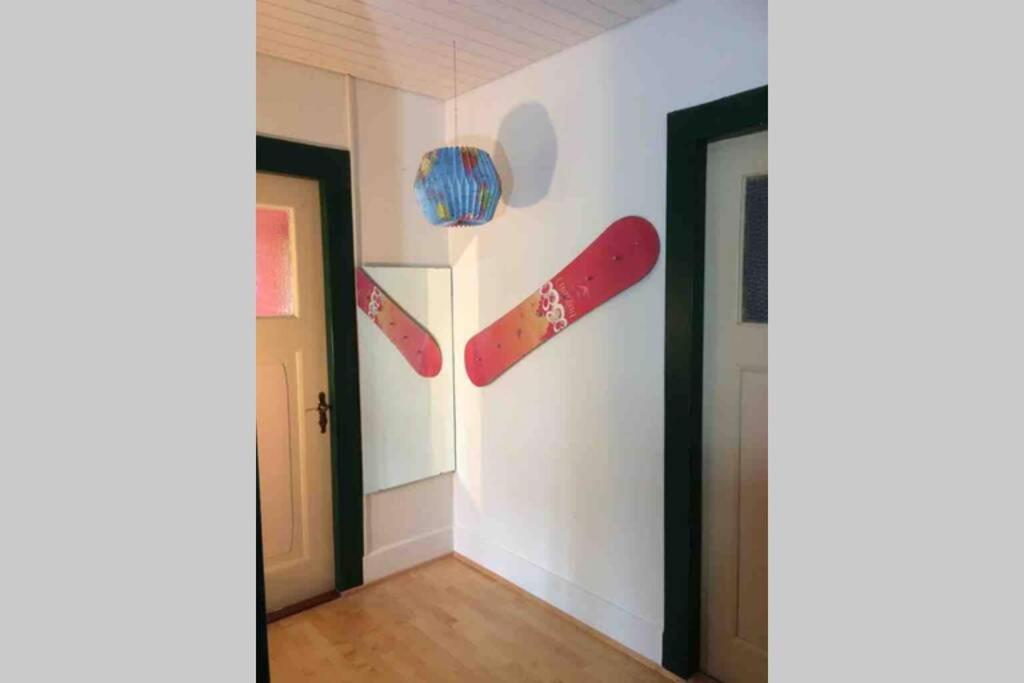 Zentral Gelegene Wohnung Mit Grossem Garten Interlaken Luaran gambar