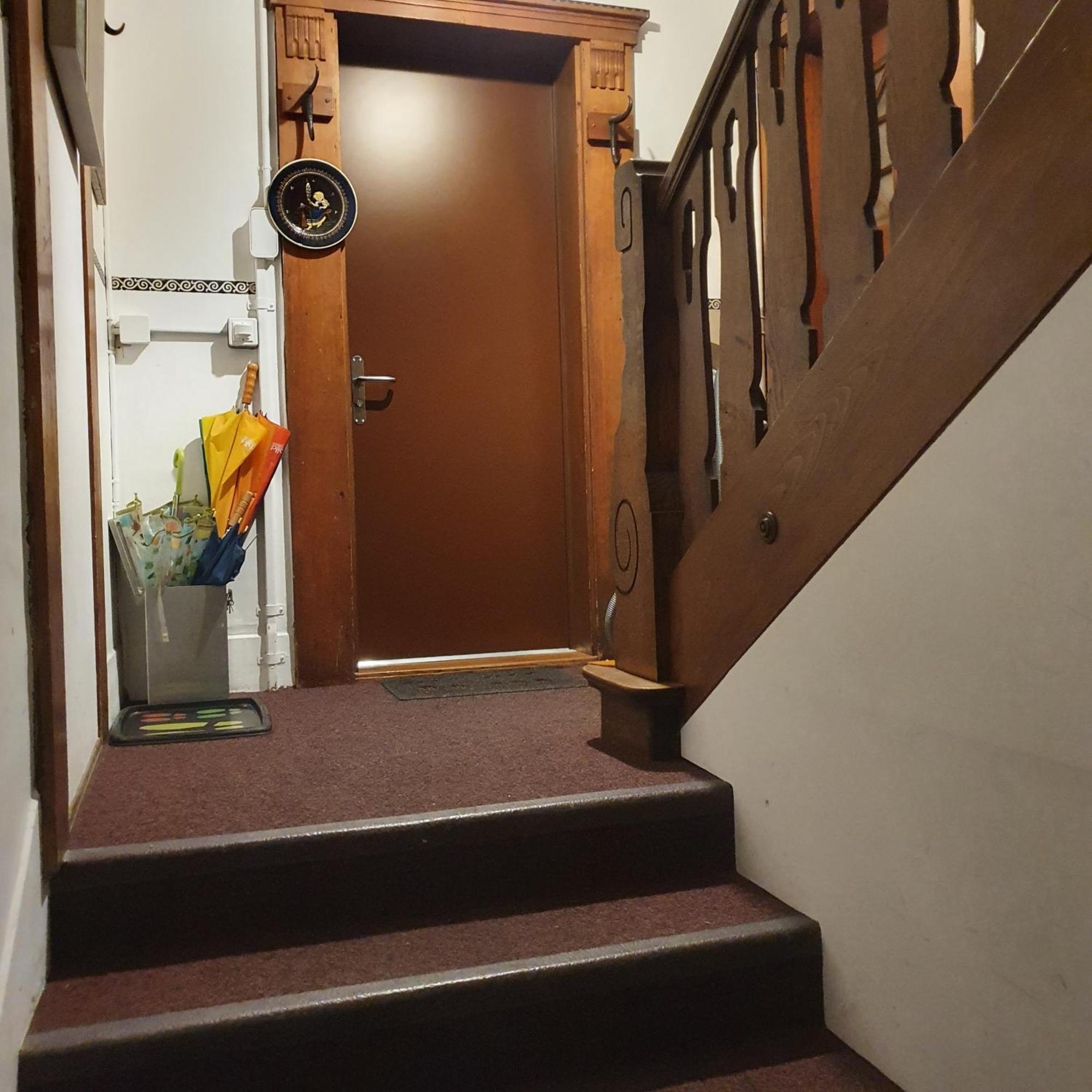 Zentral Gelegene Wohnung Mit Grossem Garten Interlaken Luaran gambar